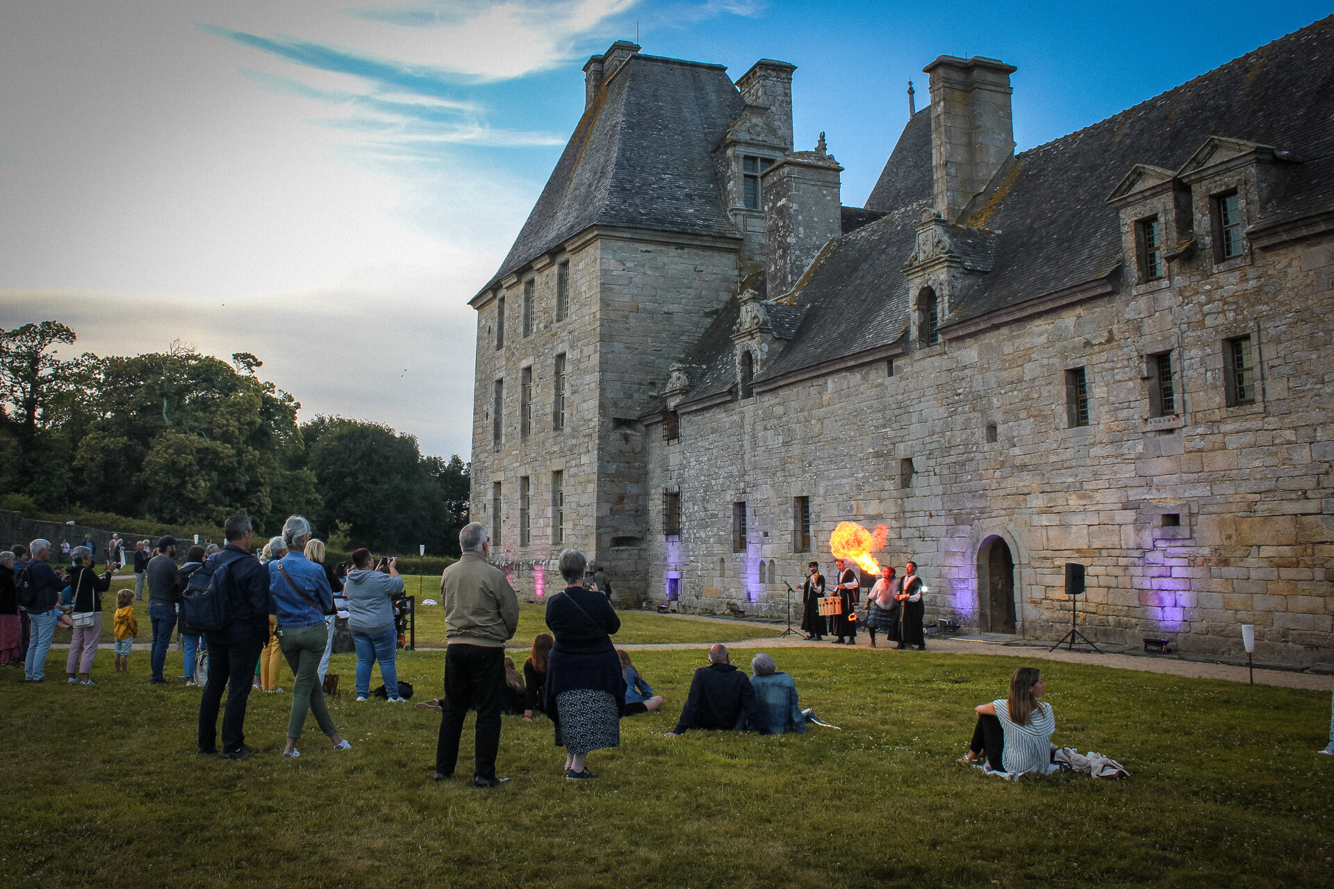 inauguration-nuits-de-kerjean-2025-elodie-henaff-cdp29-chateau-de-kerjean-42721-1920px-694