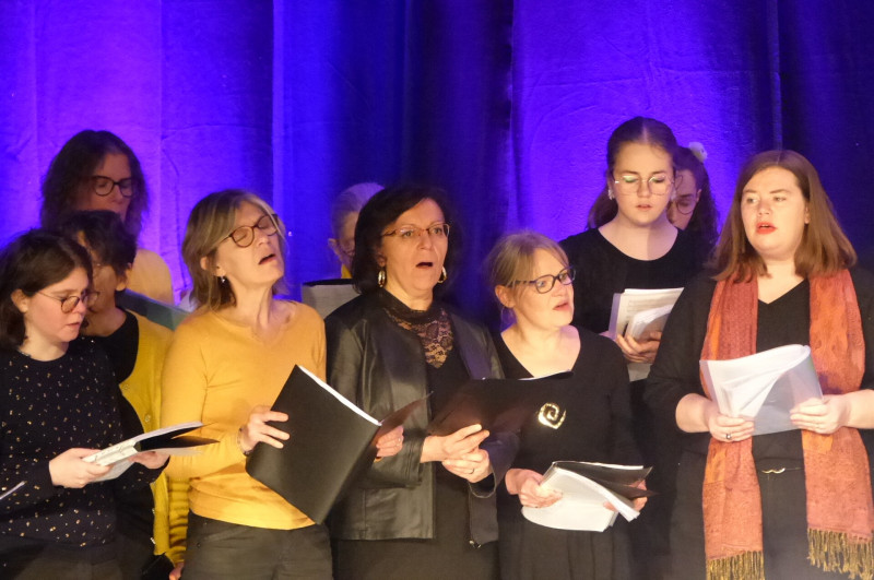 chorale-de-l-ecole-de-musique-de-poher-communaute-poher-communaute-abbaye-du-relec-44673-1920px-641 chorale-de-l-ecole-de-musique-de-poher-communaute-poher-communaute-abbaye-du-relec-44673-1920px-641